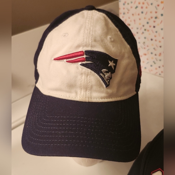 2 -NEW ERA NEW ENGLAND PATRIOT'S HAT'S. $12 - Picture 9 of 14